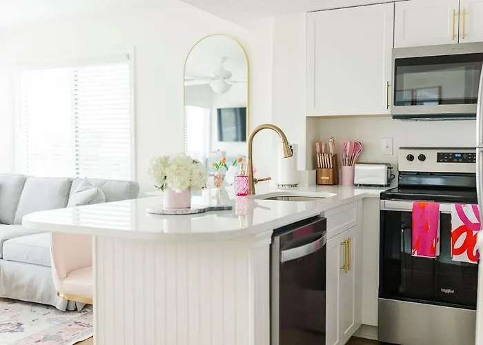 Newly Renovated Oceanfront Family Fun 2b 2b *