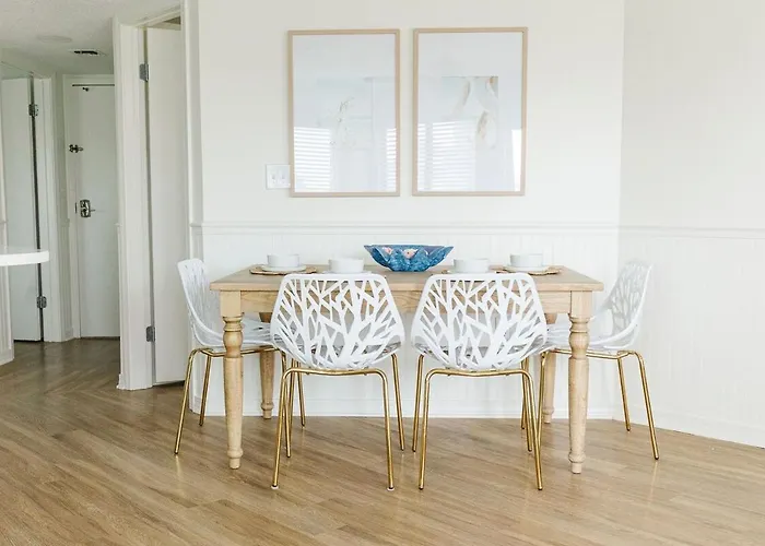 Newly Renovated Oceanfront Family Fun 2b 2b * Gulf Shores