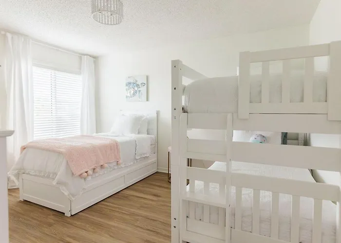 Newly Renovated Oceanfront Family Fun 2b 2b Gulf Shores
