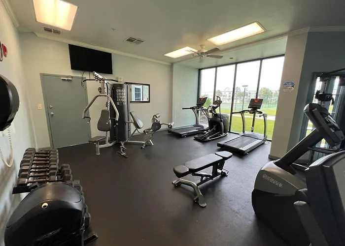 Newly Renovated Oceanfront Family Fun 2b 2b * Gulf Shores
