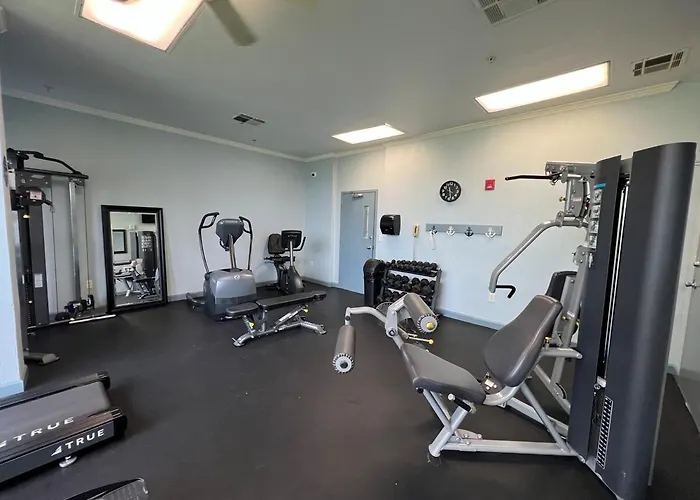 Newly Renovated Oceanfront Family Fun 2b 2b *
